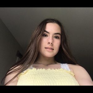 Meet your Posher, Amelia